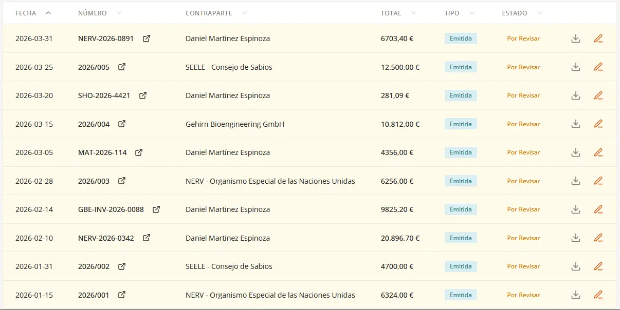 Tabla de facturas de ScanInvoice mostrando facturas emitidas con fechas, importes y estado